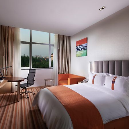 Holiday Inn Express Yangzhou City Center By Ihg Bagian luar foto