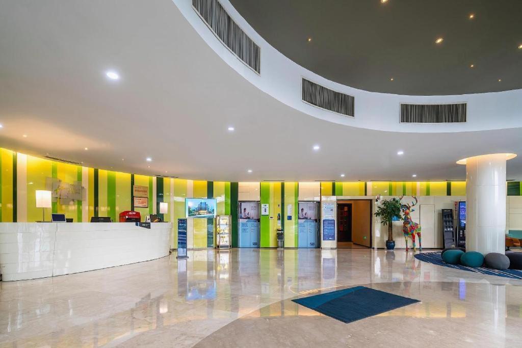 Holiday Inn Express Yangzhou City Center By Ihg Bagian luar foto