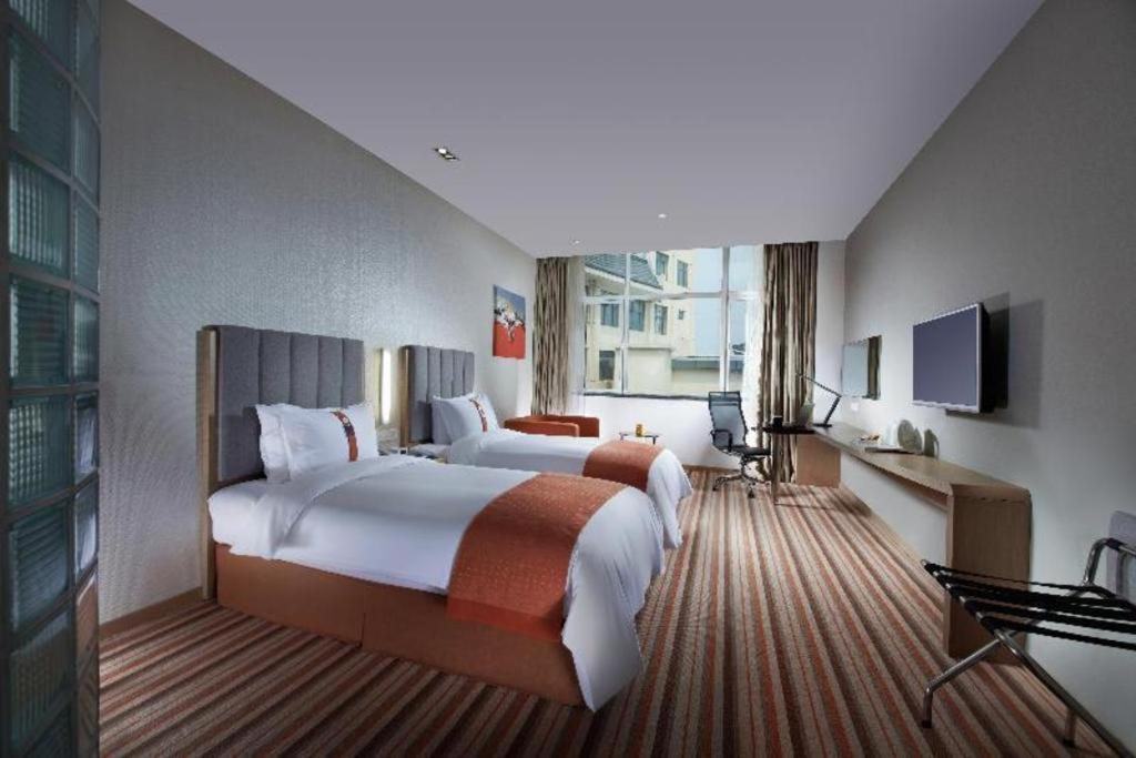 Holiday Inn Express Yangzhou City Center By Ihg Bagian luar foto