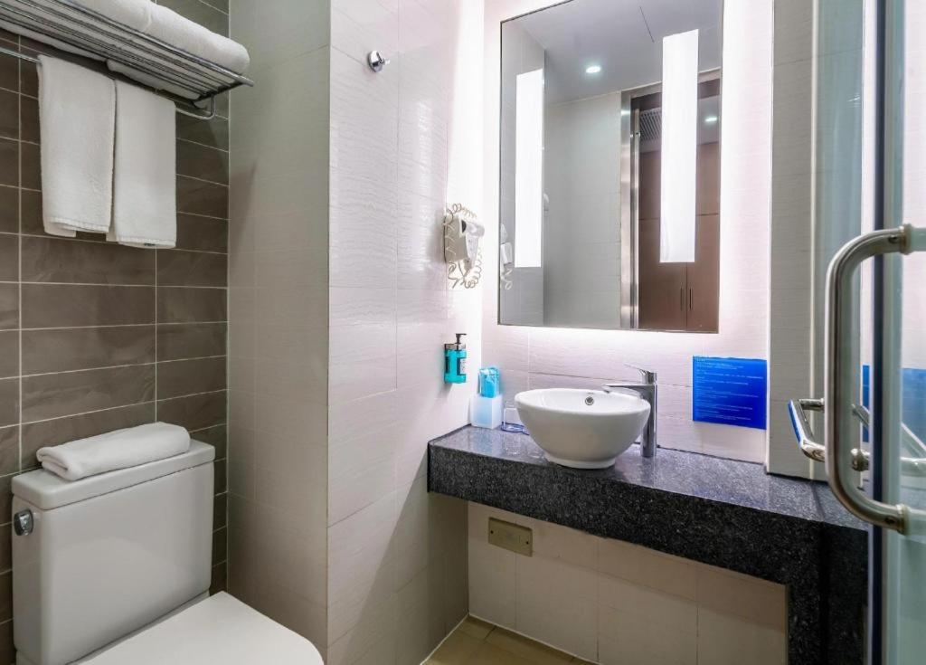 Holiday Inn Express Yangzhou City Center By Ihg Bagian luar foto